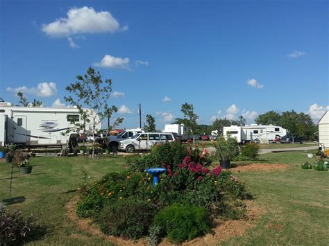 Hilltop rv - Hilltop is a 25-space RV facility offering weekly and monthly rentals to RV owners. We are conveniently located in Pleasanton, TX and just minutes from Wal Mart, HEB and many local restaurants. Our location is host to a relaxing country atmosphere and is adjacent to 100 acres of greenbelt and trees. 